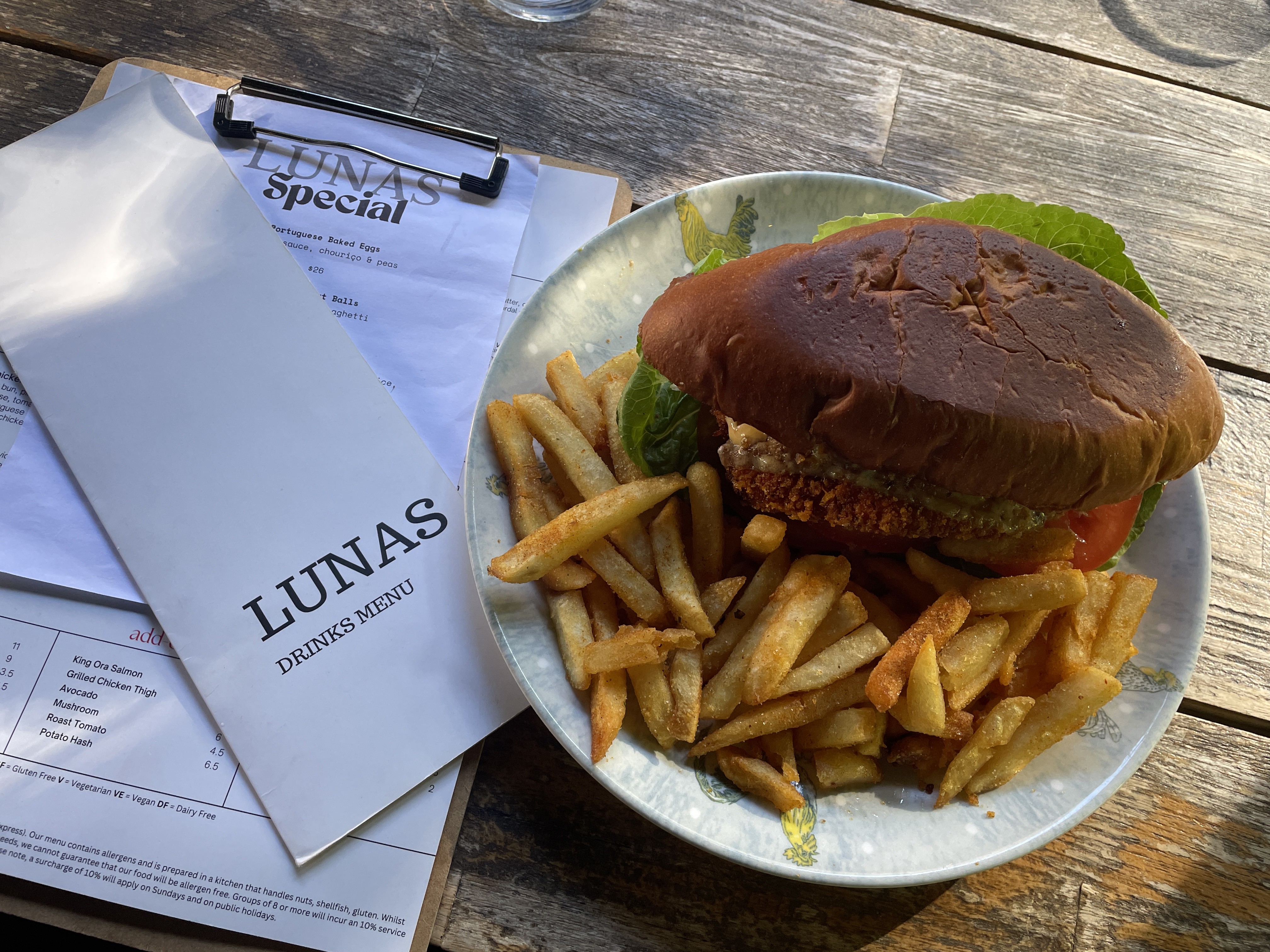 Lunas